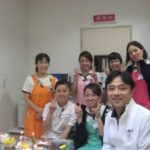 歯科衛生士の平間さんの誕生会にて