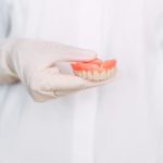 入れ歯にも汚れが付くの？